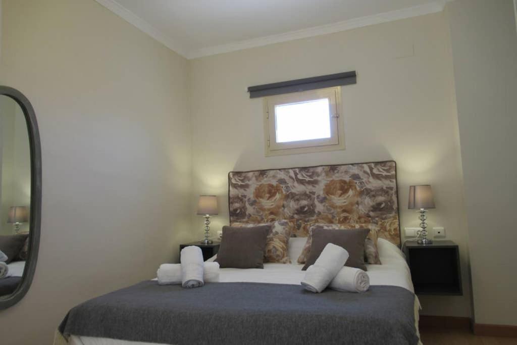Appartement Center Cathedral Views & Free Wifi *